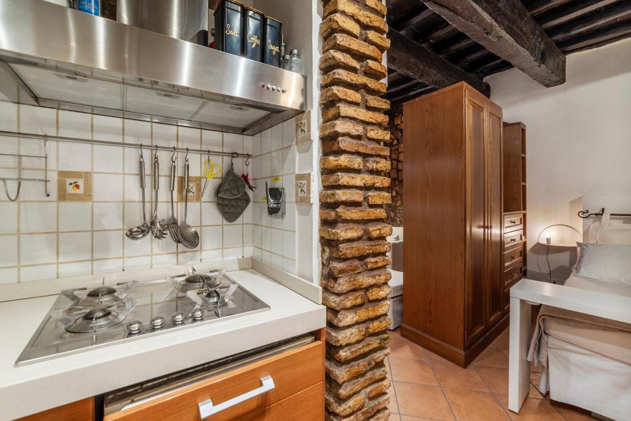 Heart Of Trastevere Studio Flat Рим Екстериор снимка