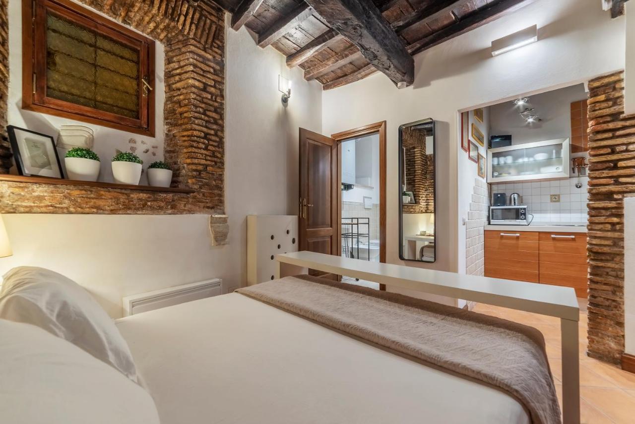 Heart Of Trastevere Studio Flat Рим Екстериор снимка