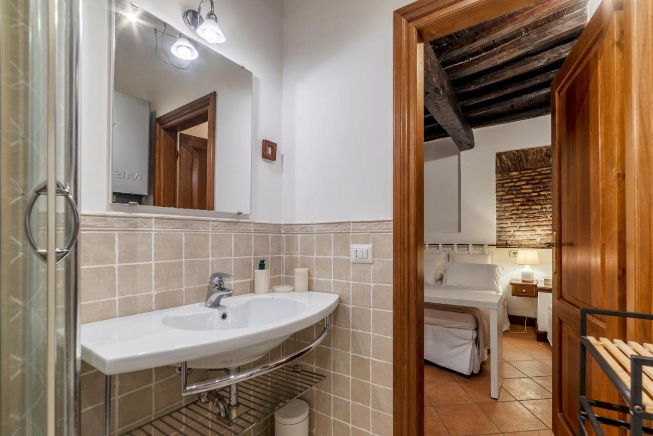 Heart Of Trastevere Studio Flat Рим Екстериор снимка